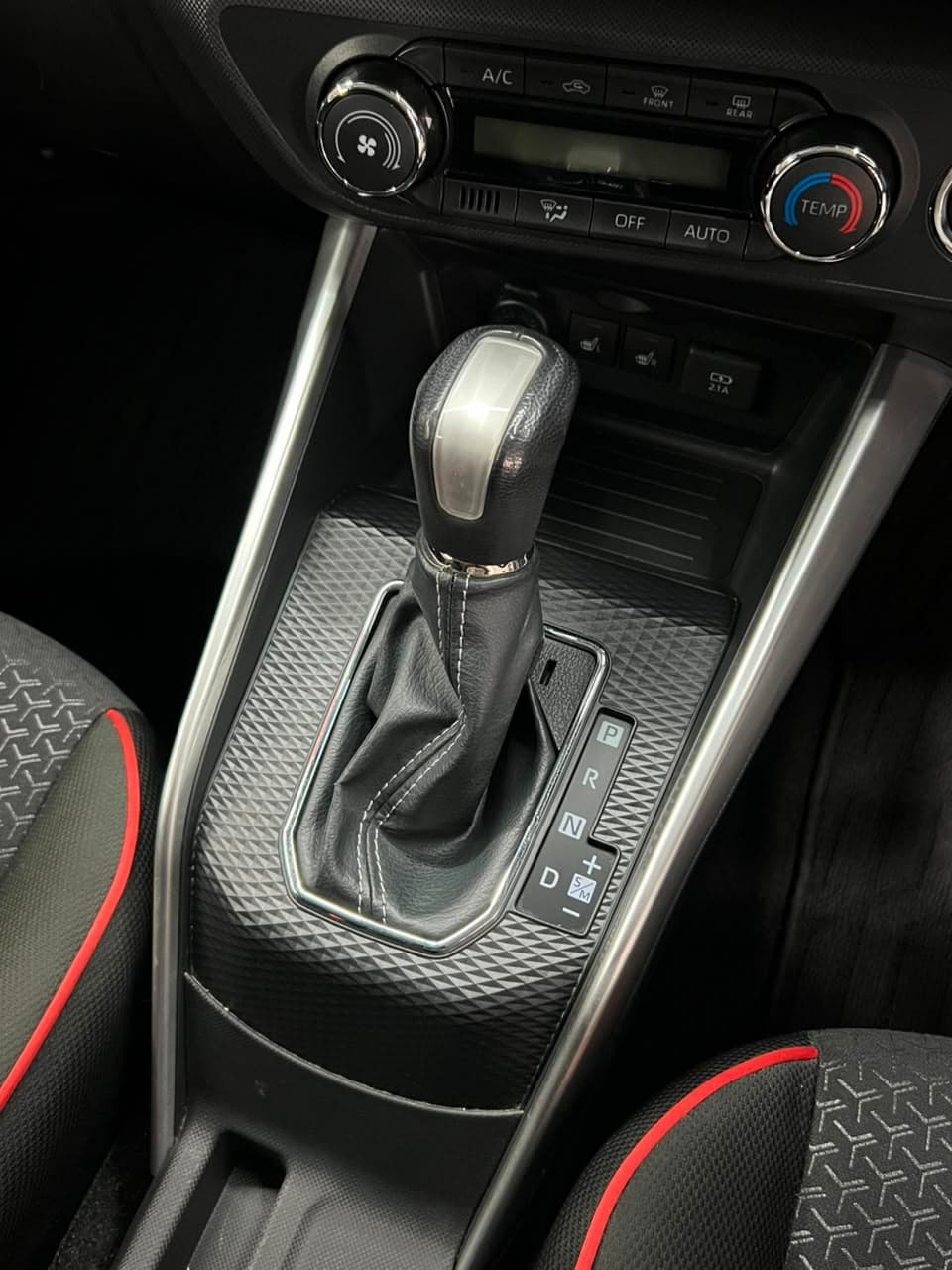 2019 Toyota Raize Z image-9