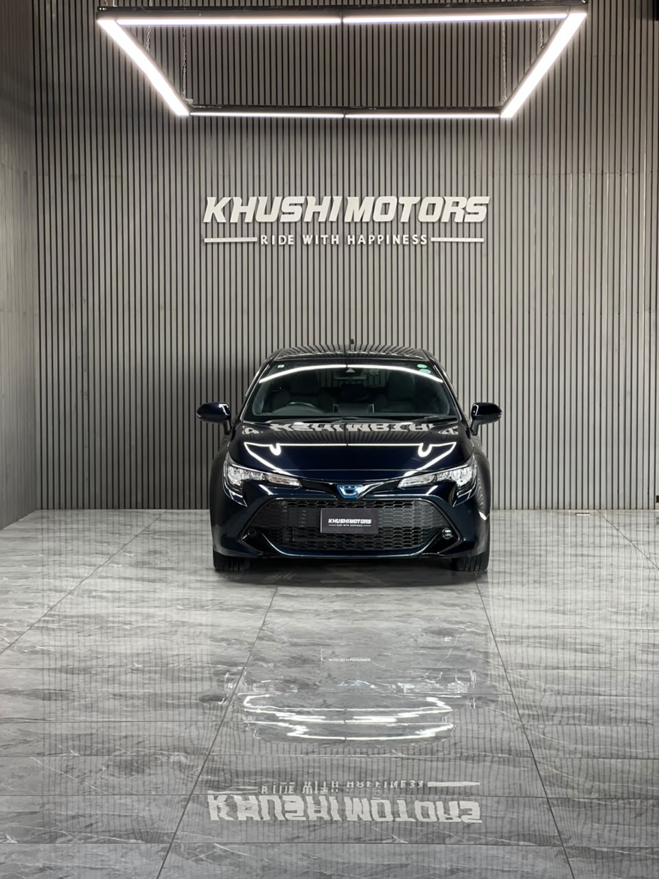 2019 Toyota Corolla Sports Hybrid G image-2
