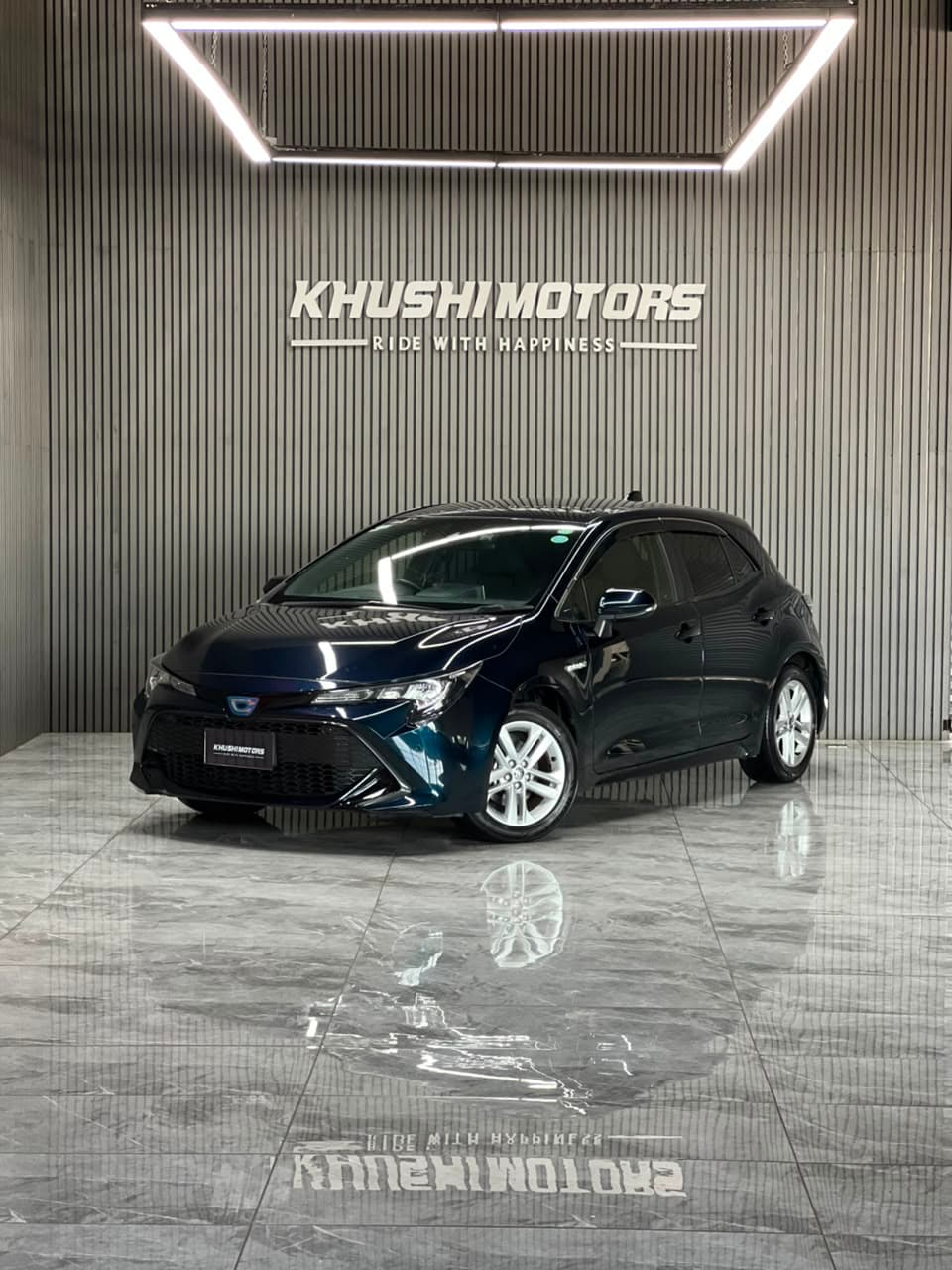 2019 Toyota Corolla Sports Hybrid G image-3