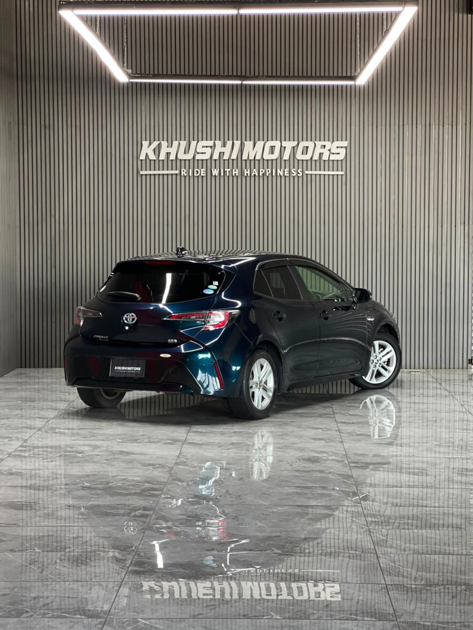 2019 Toyota Corolla Sports Hybrid G image-6