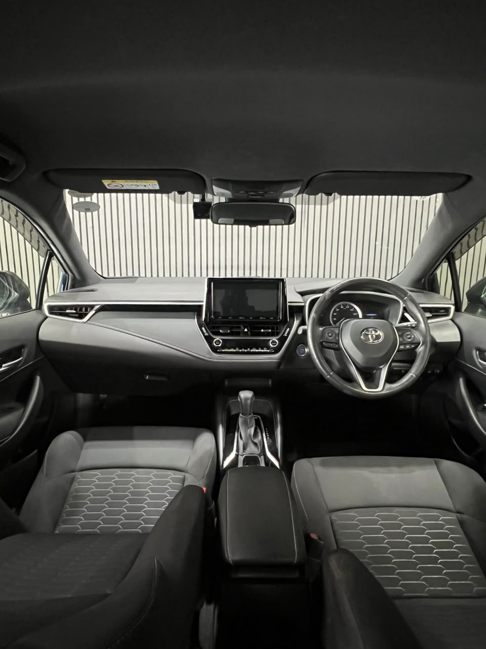 2019 Toyota Corolla Sports Hybrid G image-7