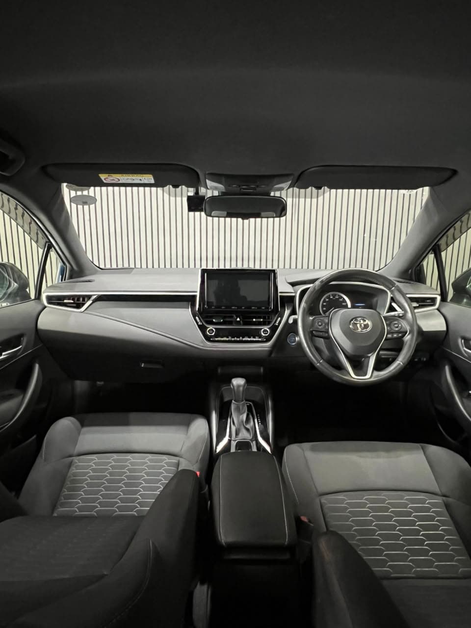 2019 Toyota Corolla Sports Hybrid G image-7