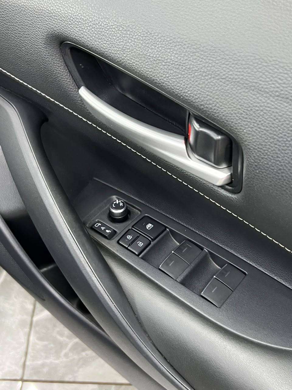 2019 Toyota Corolla Sports Hybrid G image-10