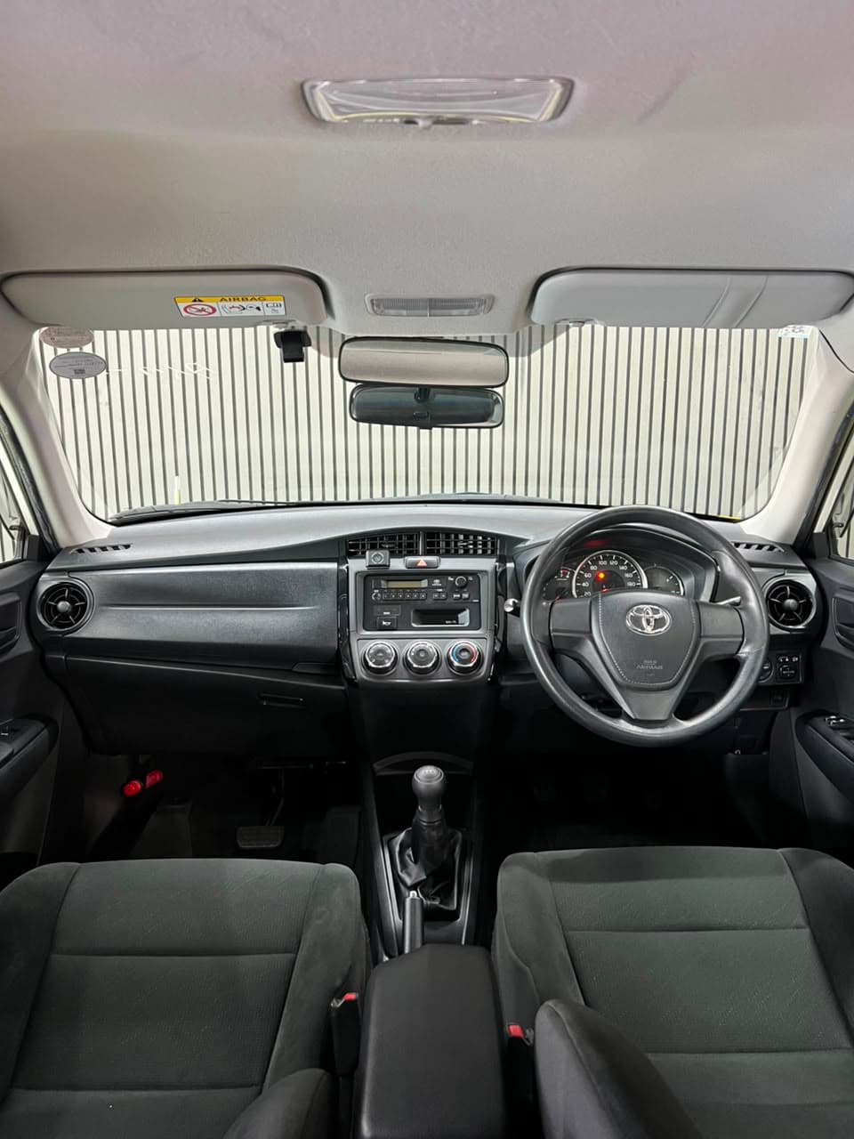 2019 Toyota Corolla Axio Driving School image-7