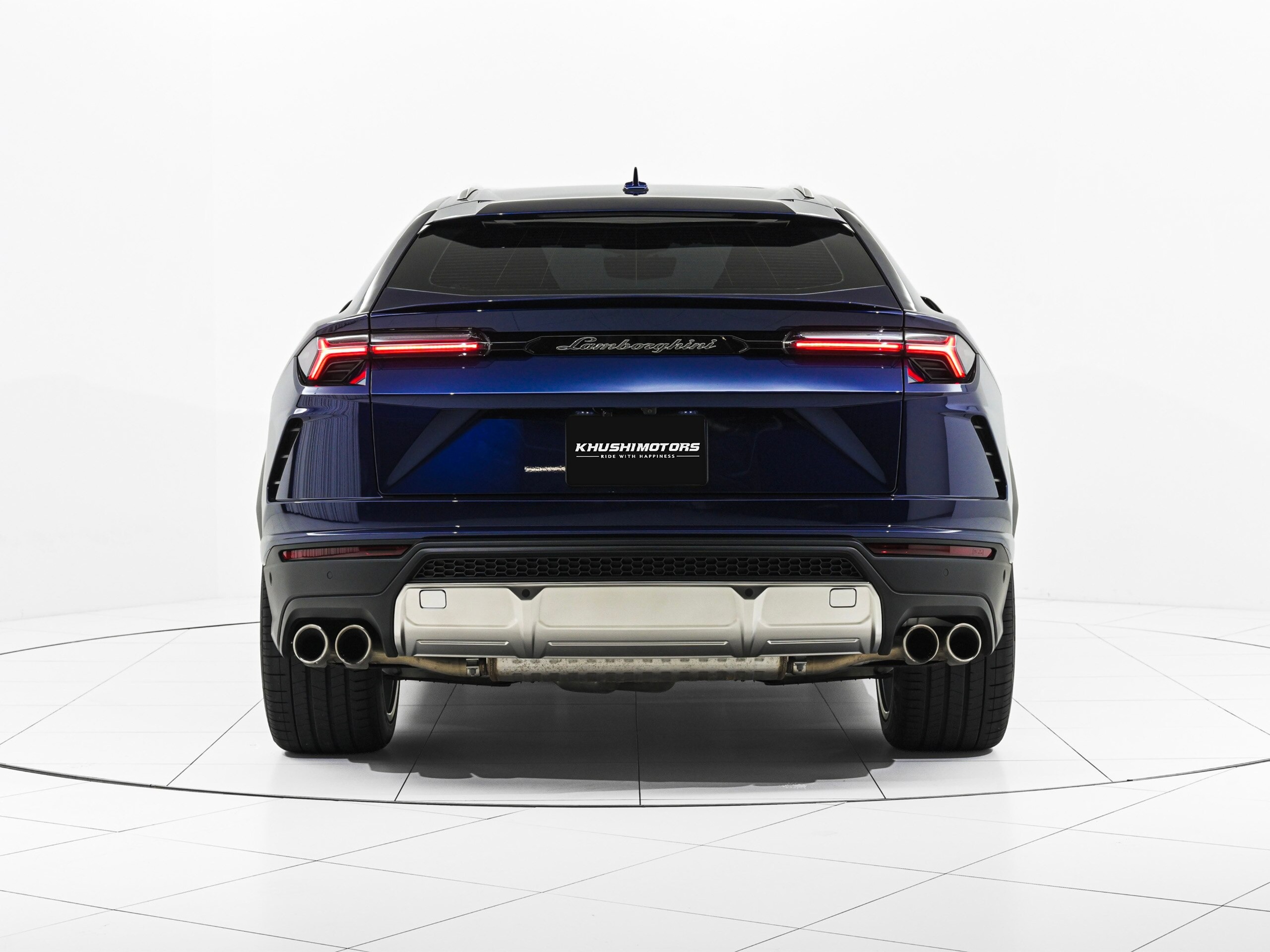 2020 Lamborghini Urus image-5