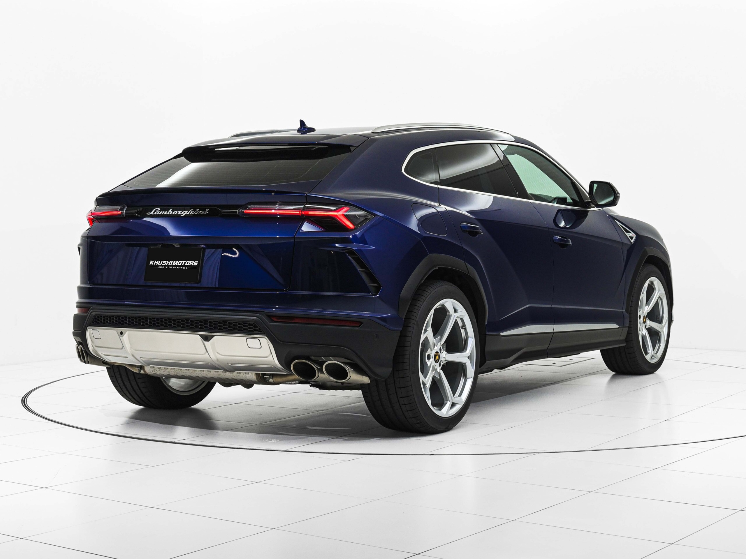 2020 Lamborghini Urus image-6