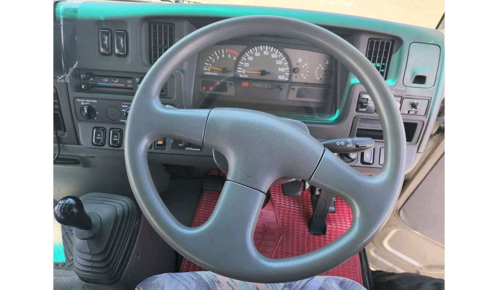 2002 Isuzu Journey MICRO BUS image-7