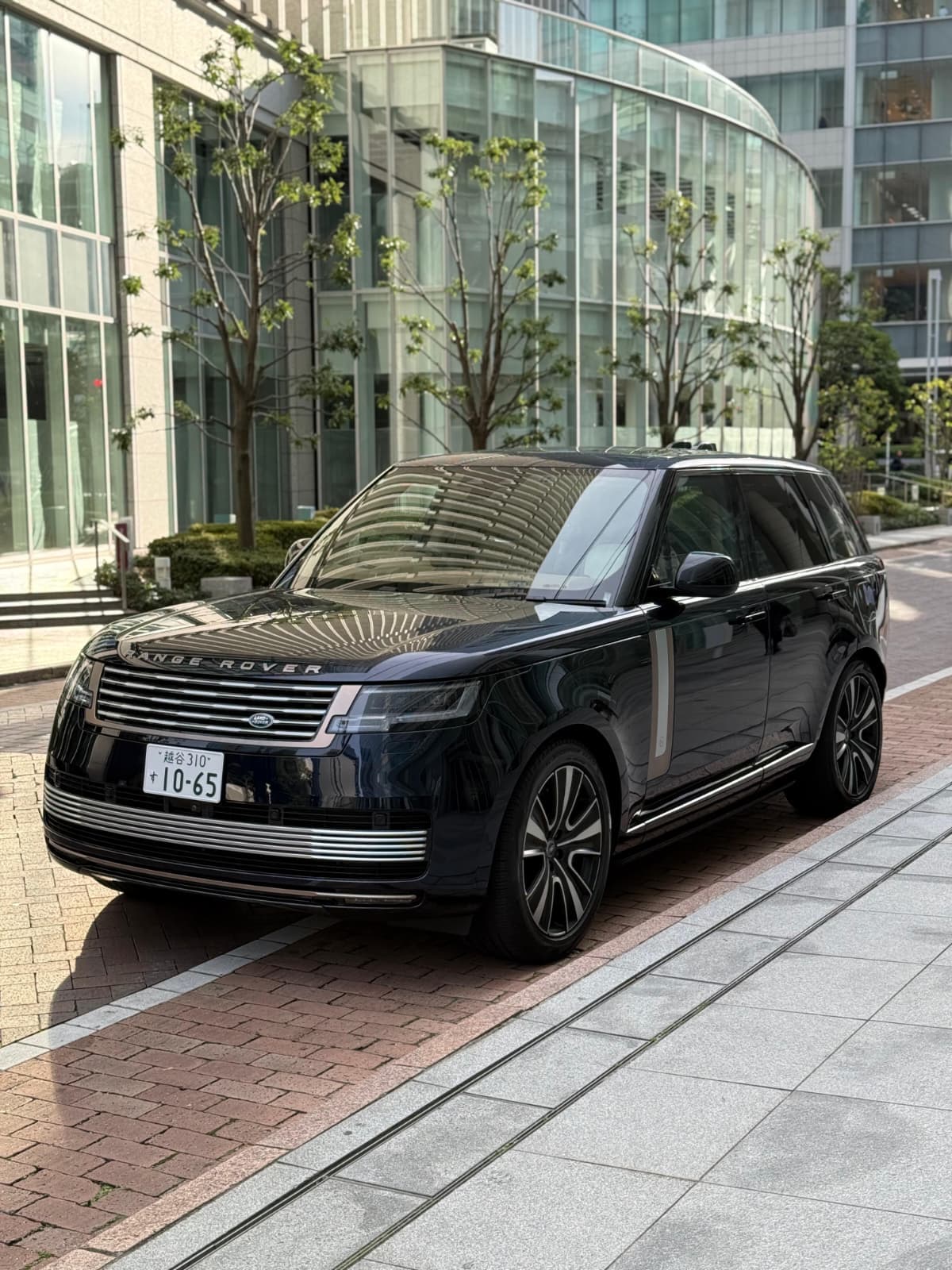 2023 Land Rover Range Rover SV P510E Standard Wheel image-2