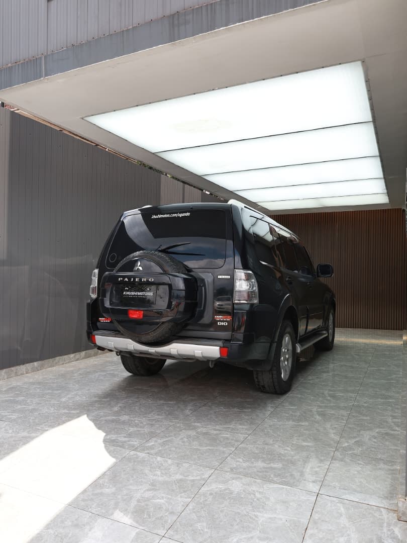 2013 Mitsubishi Pajero Long Exceed image-6