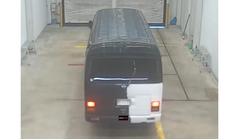 1998 Nissan Civilian Bus image-4