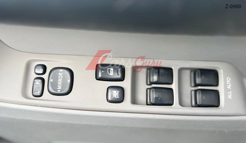 2004 Toyota Hilux Surf image-15