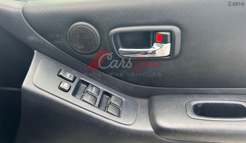 2004 Toyota Kluger image-13