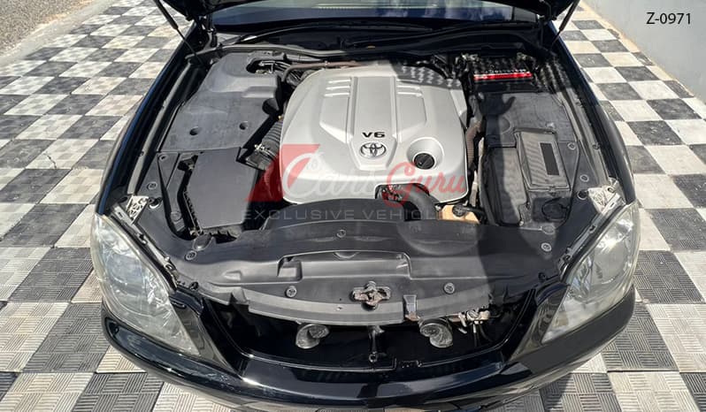 2005 Toyota Crown image-12