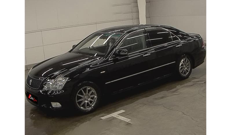 2005 Toyota Crown Athlete image-4