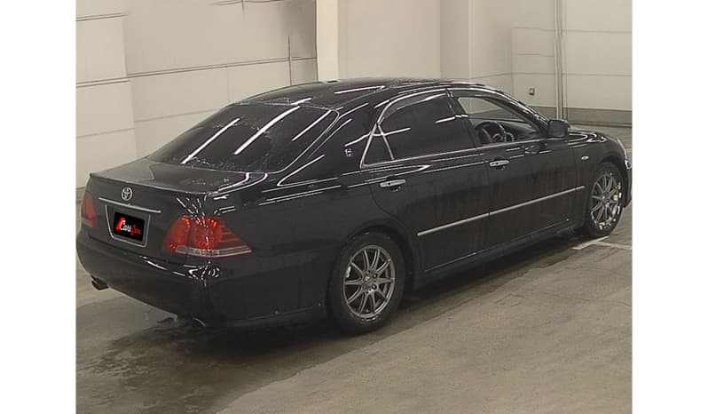 2005 Toyota Crown Athlete image-5