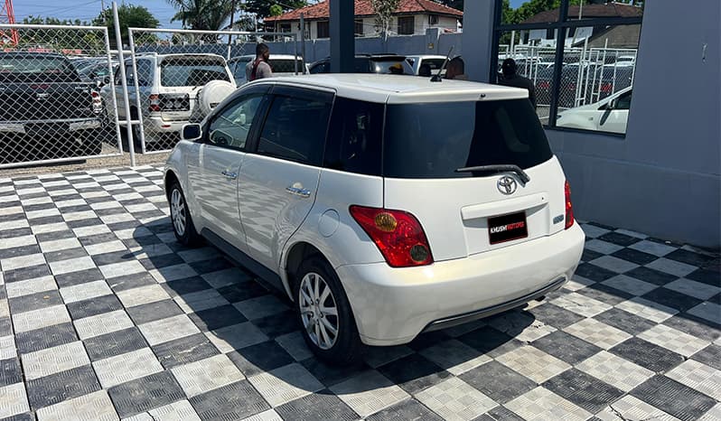 2003 Toyota IST image-22