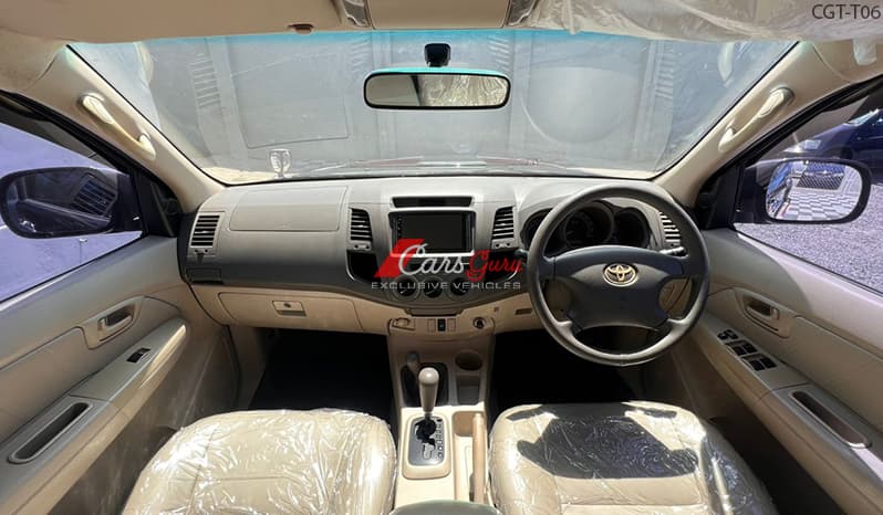 2005 Toyota Hilux Double Cab image-7