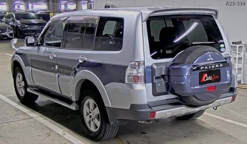 2007 Mitsubishi Pajero image-3