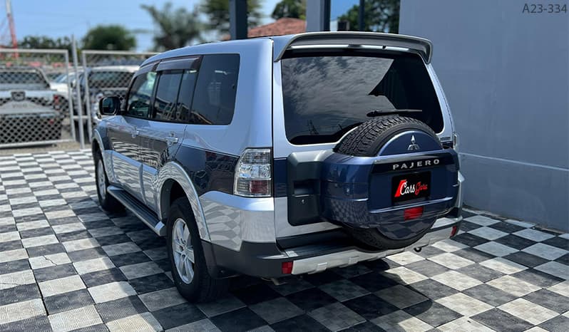 2007 Mitsubishi Pajero image-5