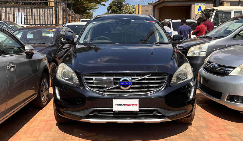 2015 Volvo XC60 image-1
