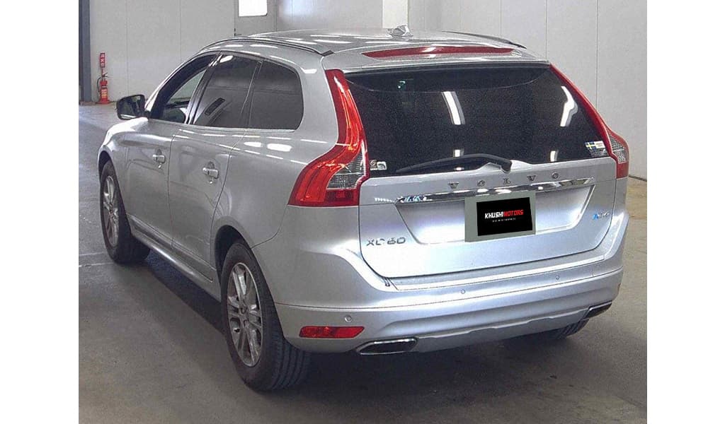 2016 Volvo XC60 image-4