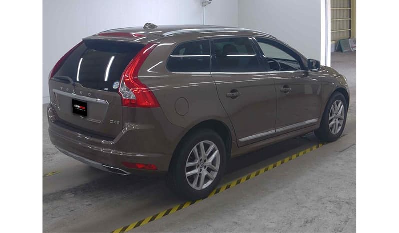 2016 Volvo XC60 D4 Classic image-5