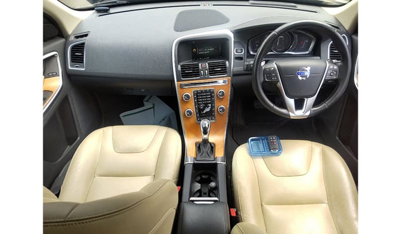 2016 Volvo XC60 D4 Classic image-6