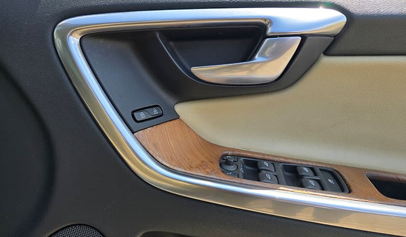 2016 Volvo XC60 D4 Classic image-9