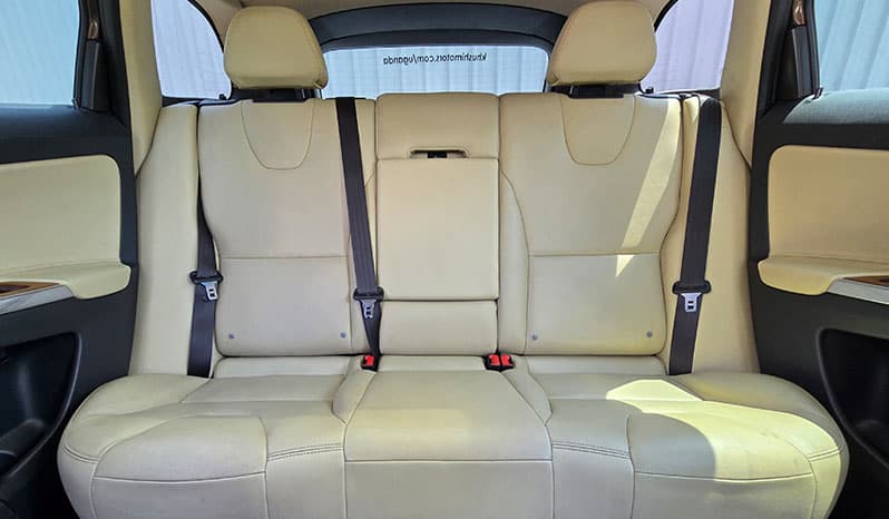 2016 Volvo XC60 D4 Classic image-10