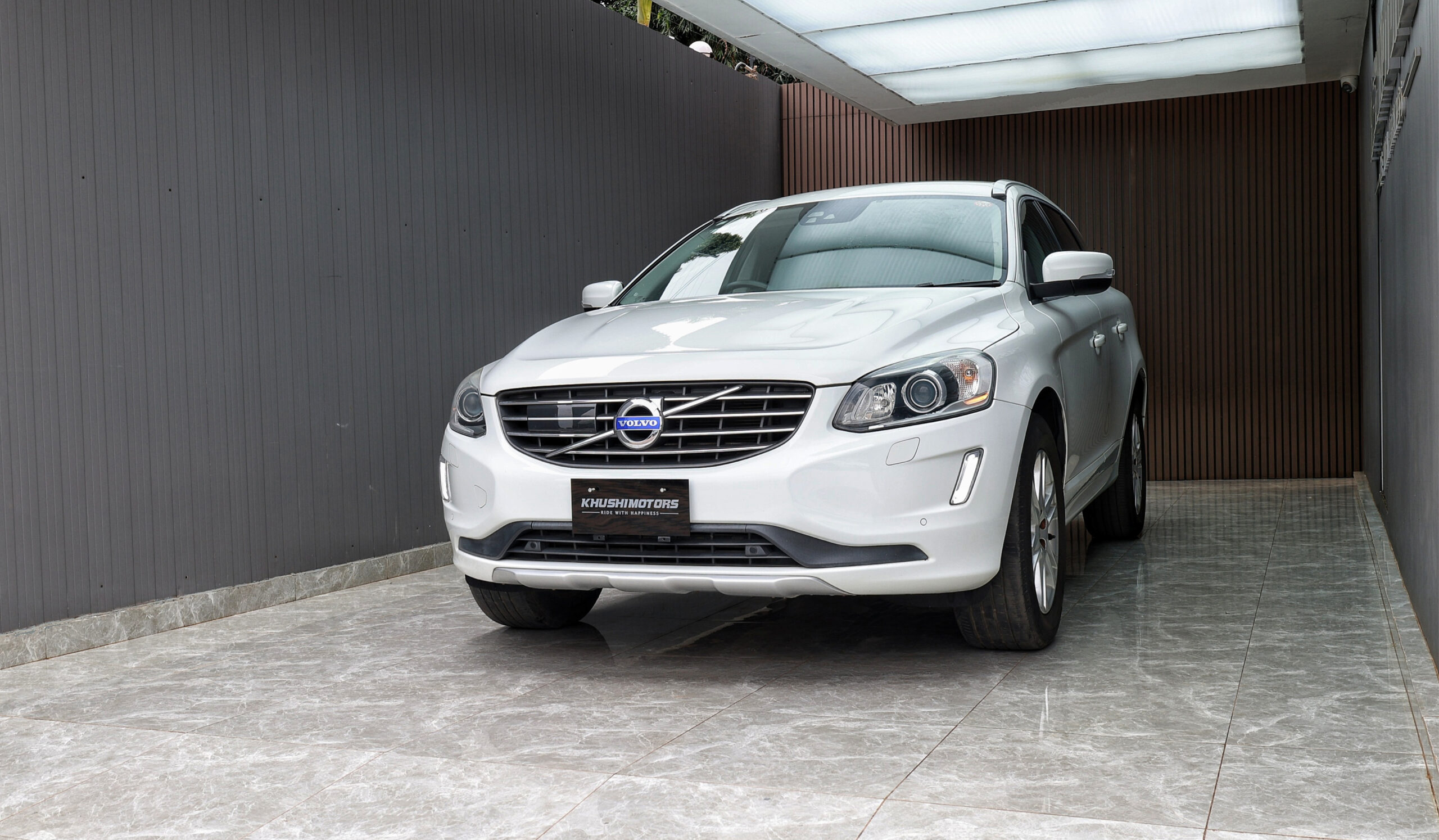 2013 Volvo XC60 T5 Classic image-6