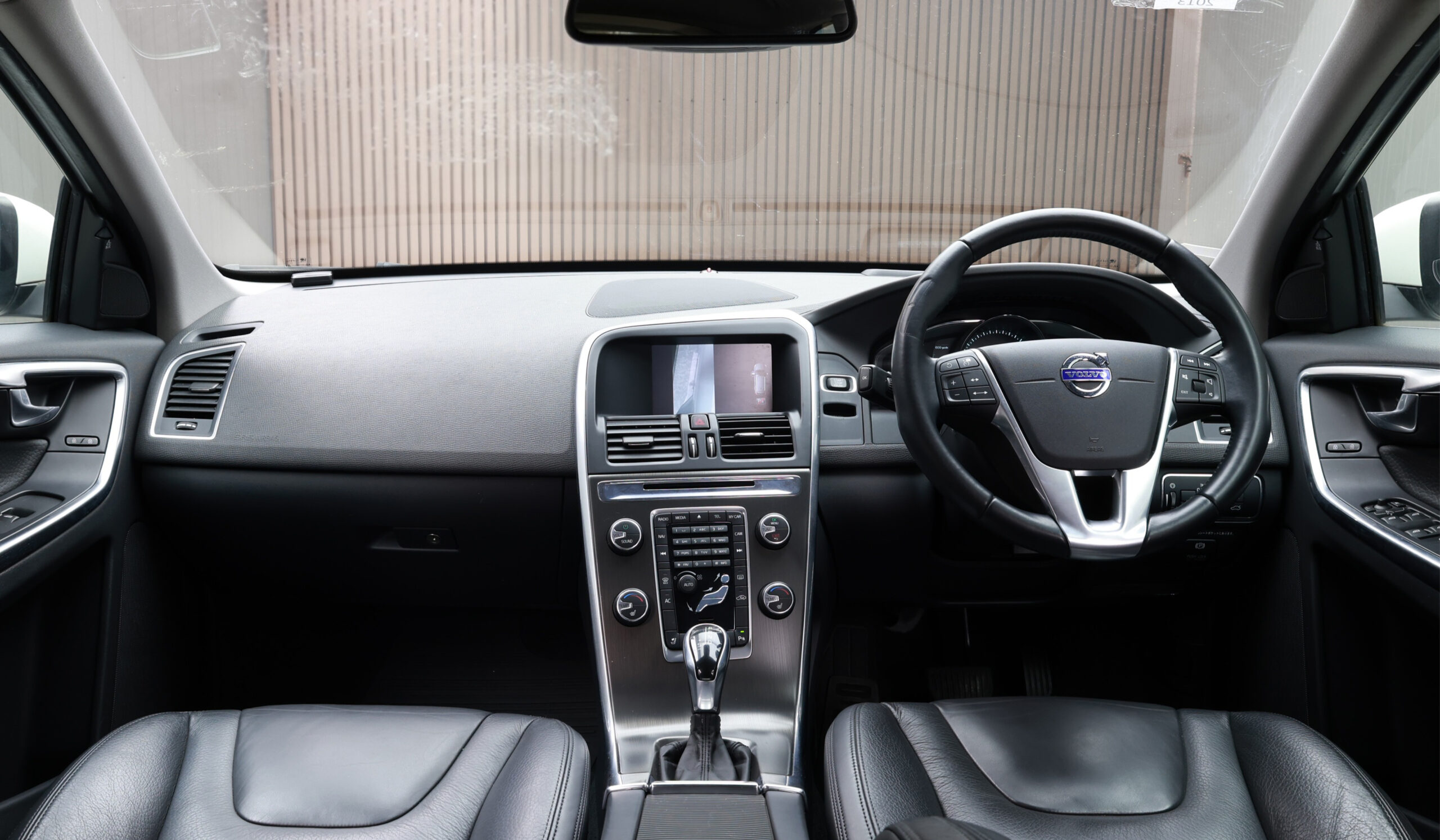 2013 Volvo XC60 T5 Classic image-10