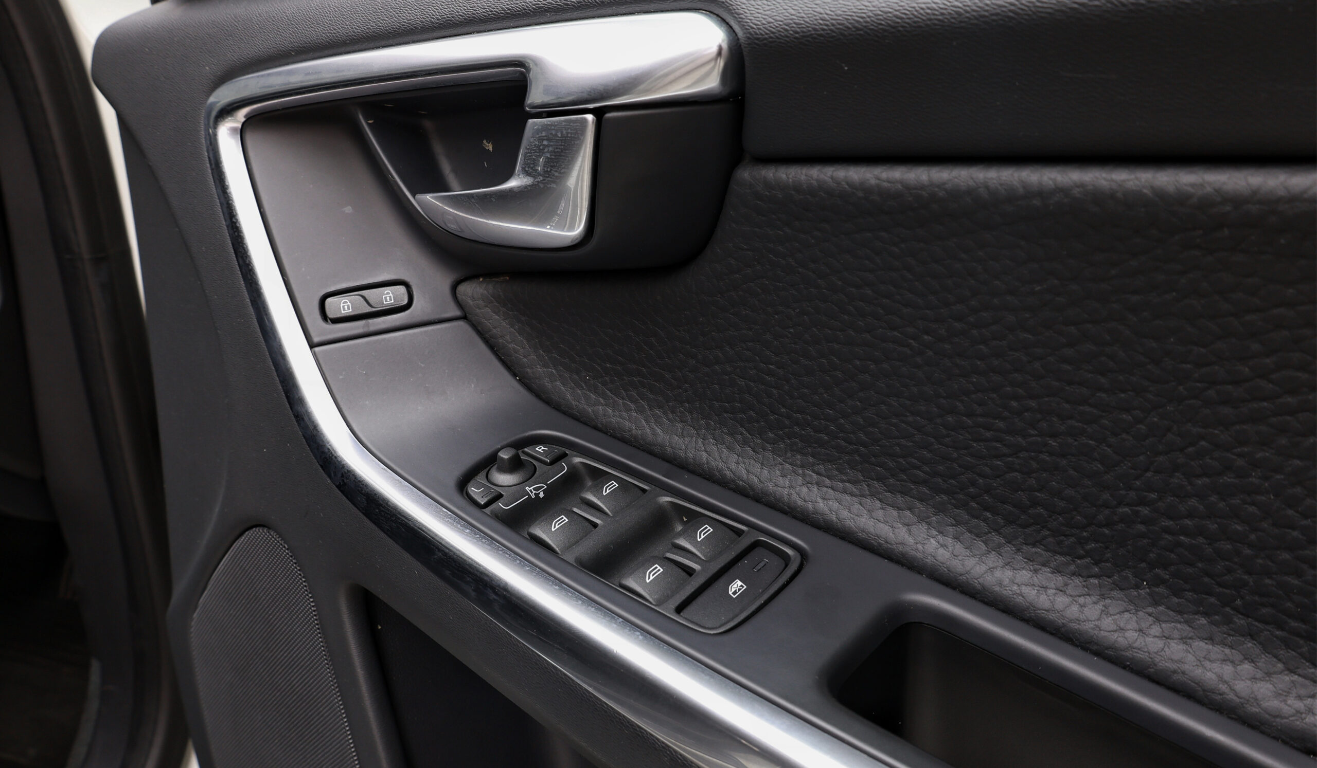2013 Volvo XC60 T5 Classic image-14
