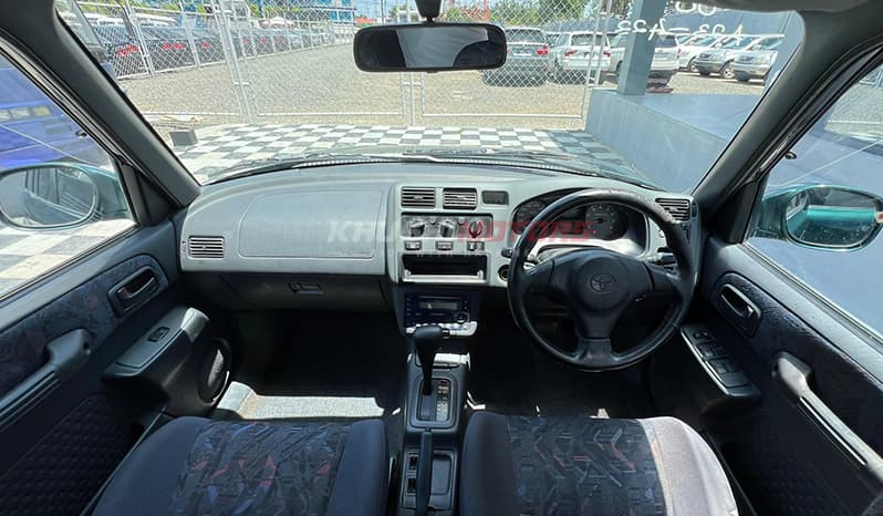 2000 Toyota RAV4 image-16