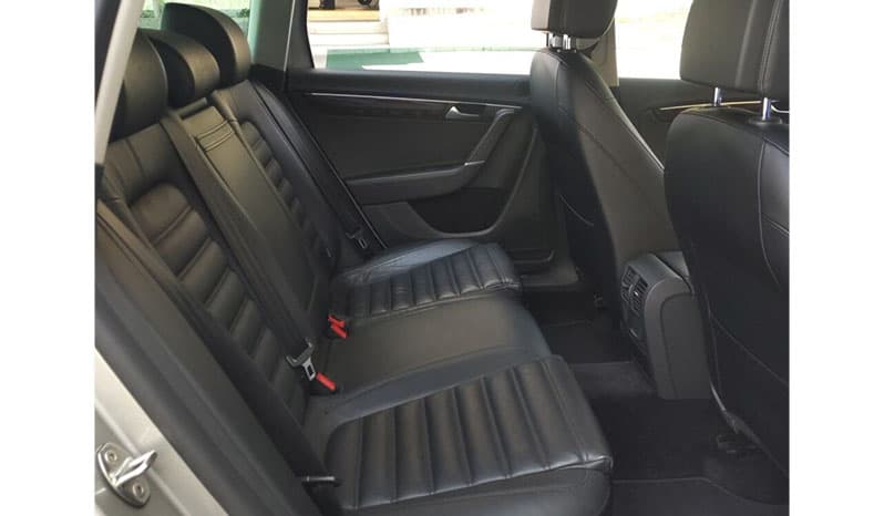 2012 Volkswagen Passat Alltrack image-2