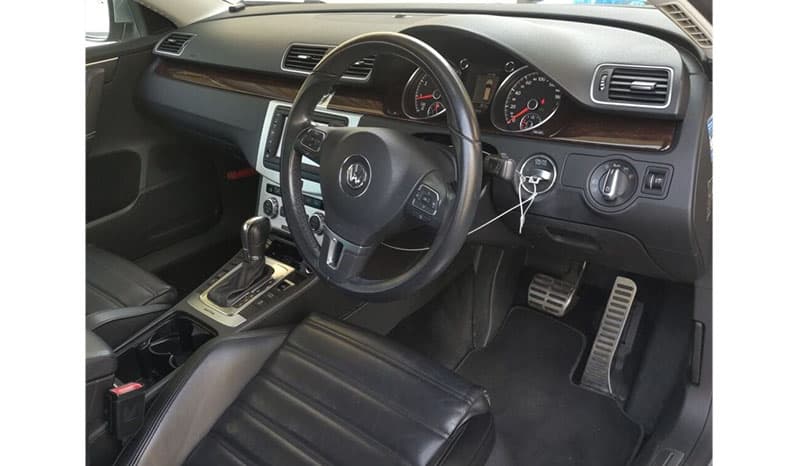 2012 Volkswagen Passat Alltrack image-3