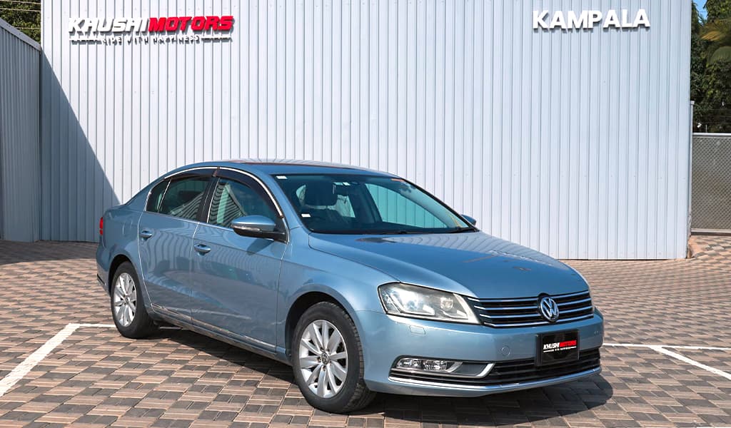 2012 Volkswagen Passat Sedan image-1