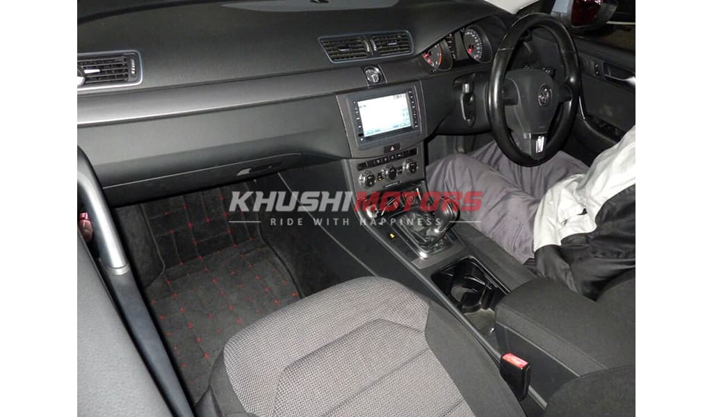 2012 Volkswagen Passat Sedan image-6
