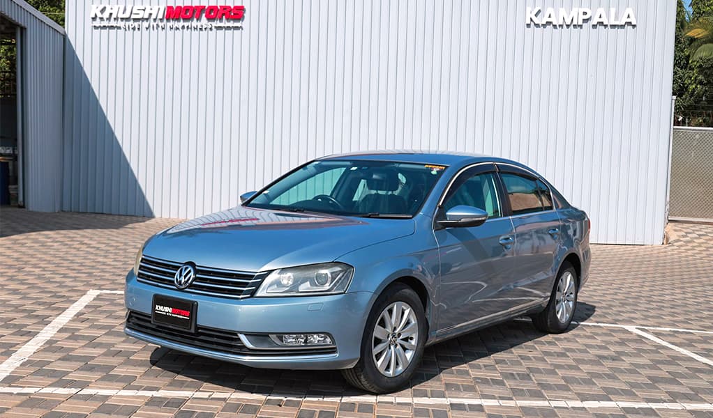 2012 Volkswagen Passat Sedan image-9