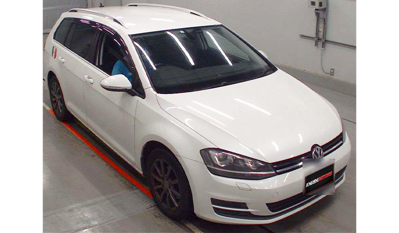 2016 Volkswagen Golf Variant image-2