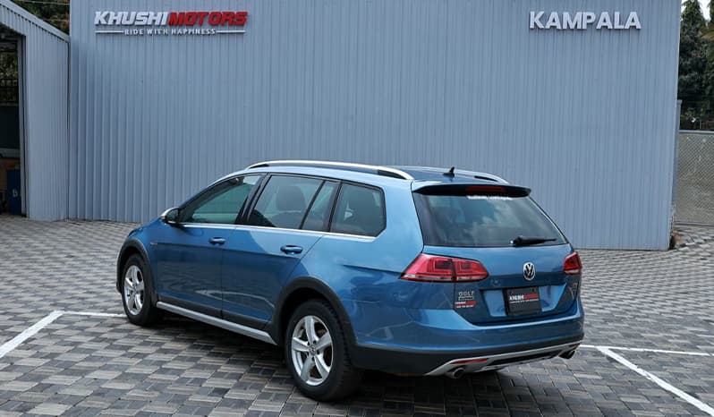 2016 Volkswagen Golf Alltrack image-10