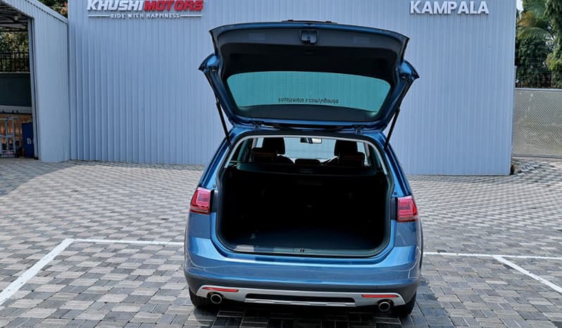 2016 Volkswagen Golf Alltrack image-16