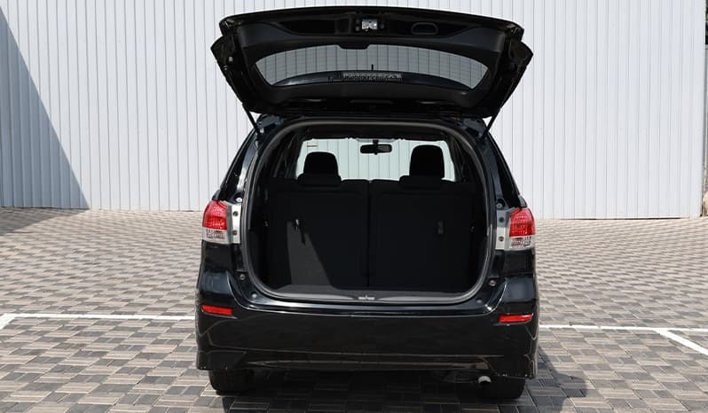 2012 Toyota Wish image-17