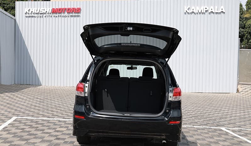 2012 Toyota Wish image-19