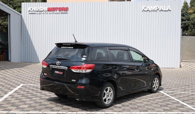 2012 Toyota Wish image-26