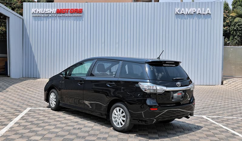2012 Toyota Wish image-6