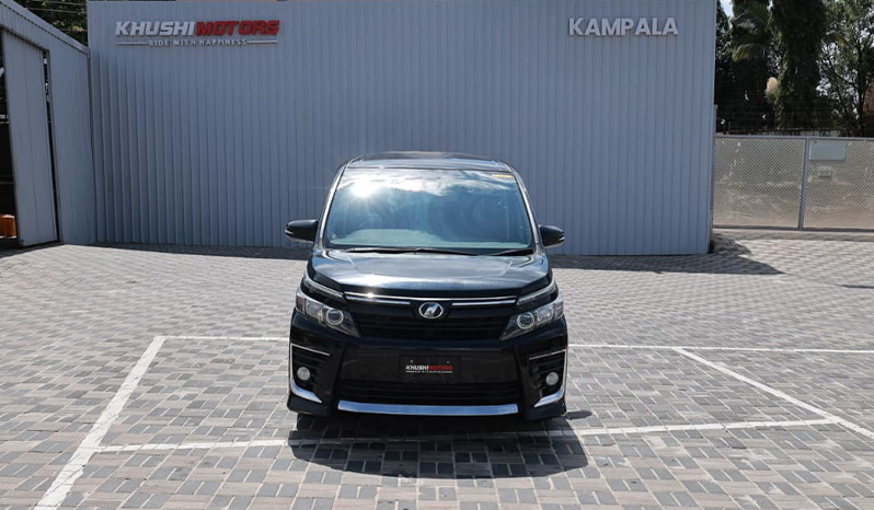 2016 Toyota Voxy image-12