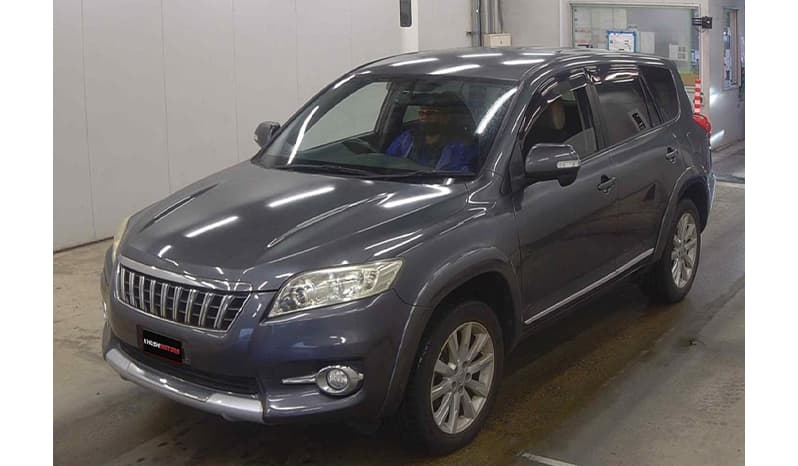 2011 Toyota Vanguard image-3