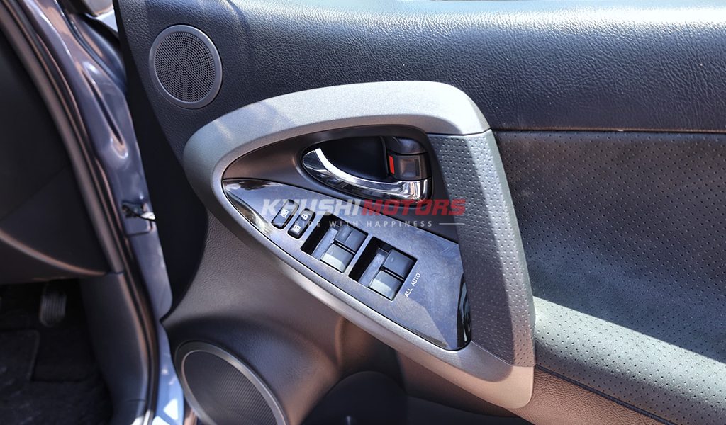 2012 Toyota Vanguard image-19