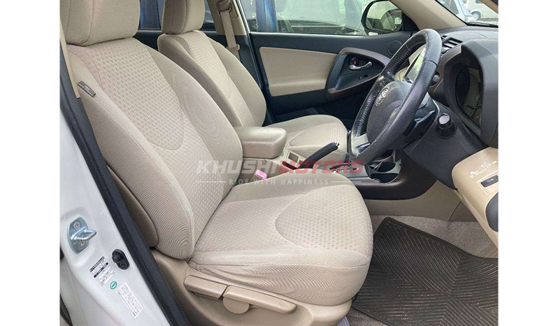 2012 Toyota Vanguard 240S image-4