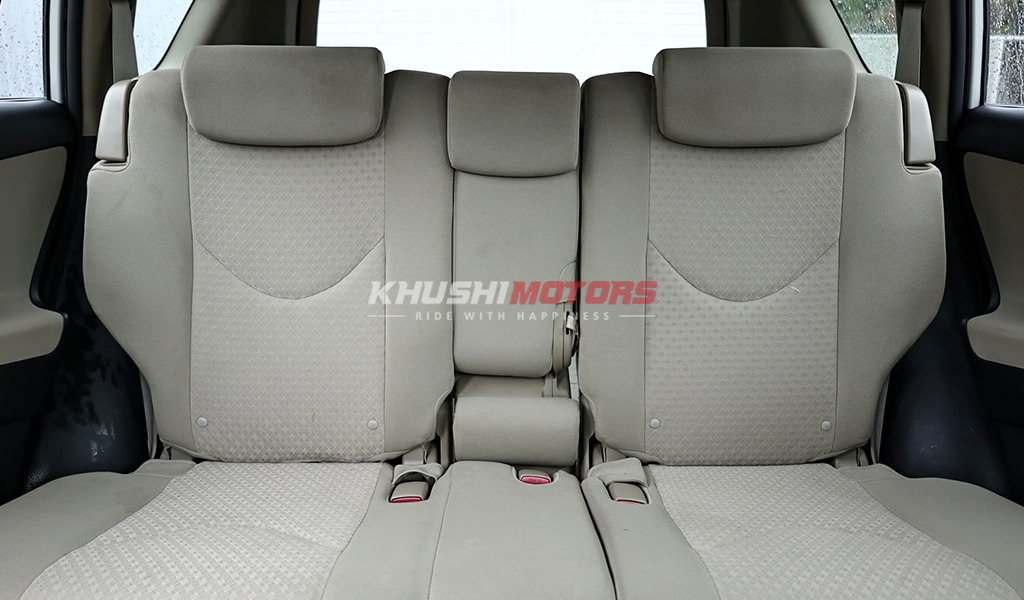 2012 Toyota Vanguard 240S image-16